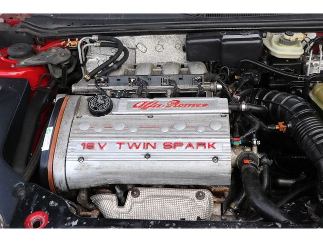 ALFAROMEO ALFAROMEO SPIDER 1996