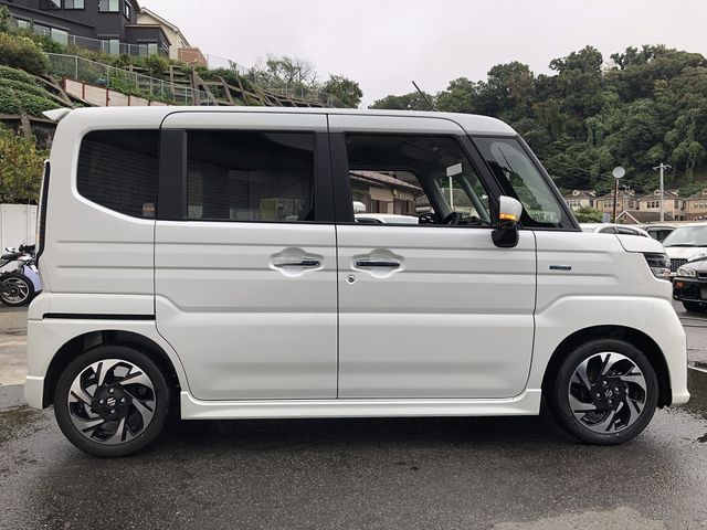 SUZUKI Spacia custom 2025