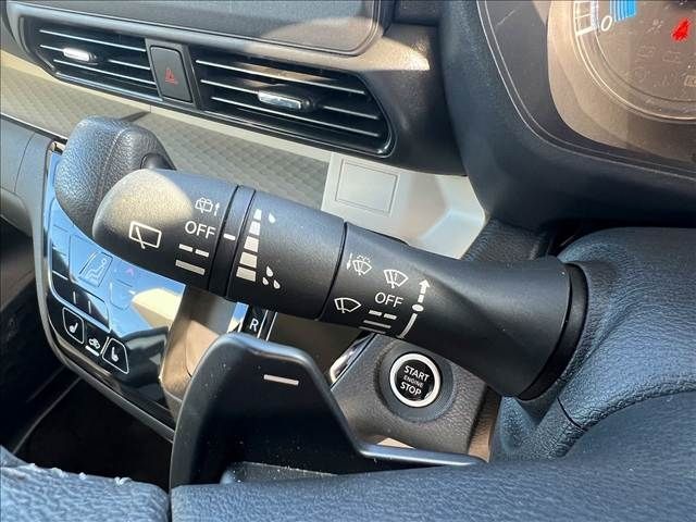 MITSUBISHI DELICA MINI 2024