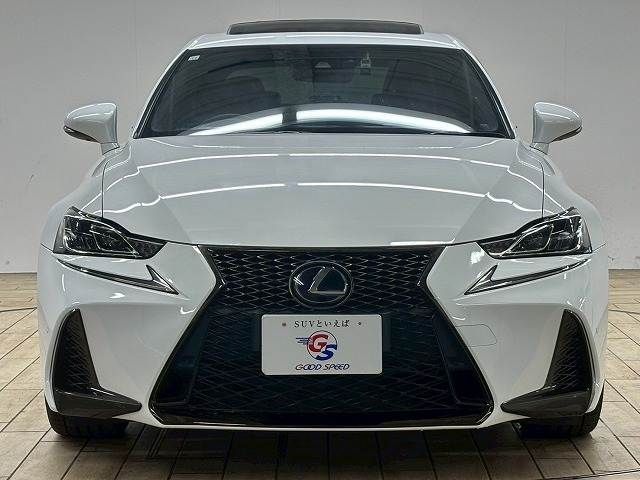 TOYOTA LEXUS IS300h 2018
