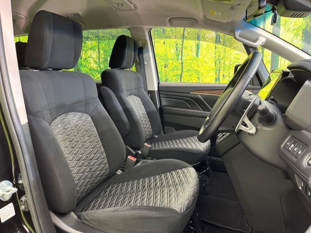 MITSUBISHI DELICA D:5 4WD 2023