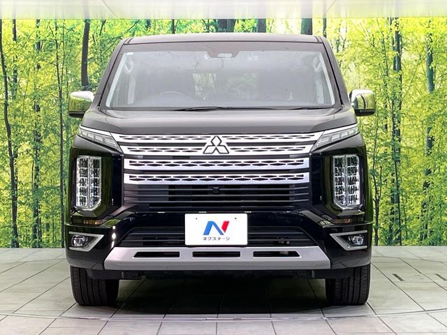 MITSUBISHI DELICA D:5 4WD 2023