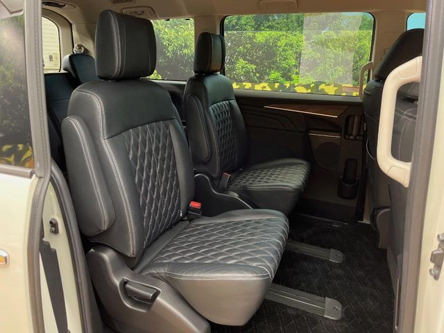 MITSUBISHI DELICA D:5 4WD 2020