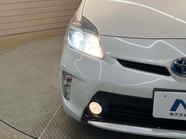 TOYOTA PRIUS 2013