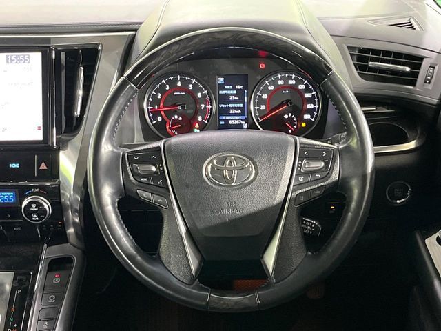 TOYOTA VELLFIRE 2019