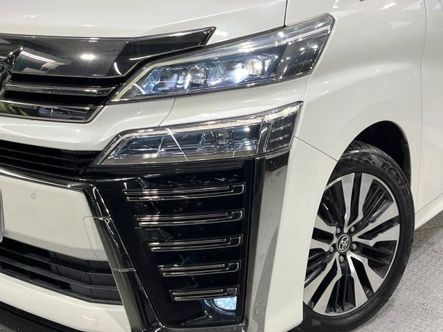 TOYOTA VELLFIRE 2019