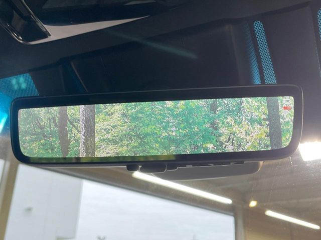 TOYOTA HARRIER HYBRID 2021