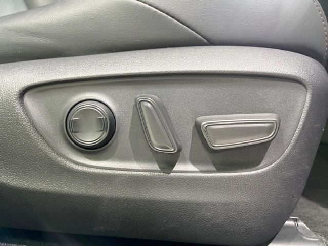 TOYOTA HARRIER HYBRID 2021