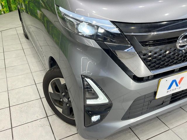NISSAN ROOX 2021