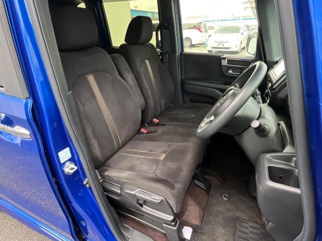 HONDA N BOX CUSTOM 2018