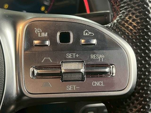 MERCEDES BENZ MERCEDES BENZ GLB 2022