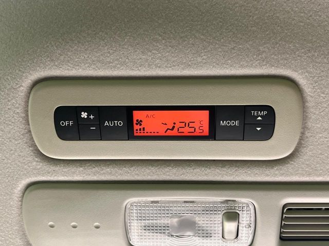 NISSAN SERENA  S-HYBRID 2013