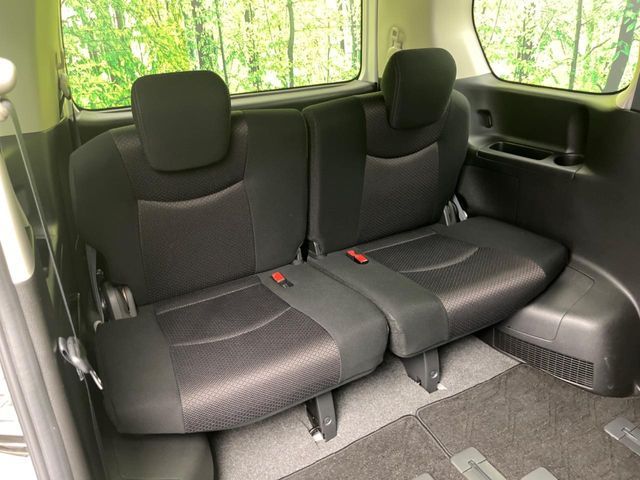 NISSAN SERENA  S-HYBRID 2013