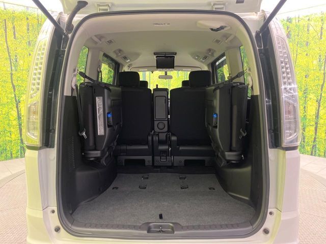 NISSAN SERENA  S-HYBRID 2013