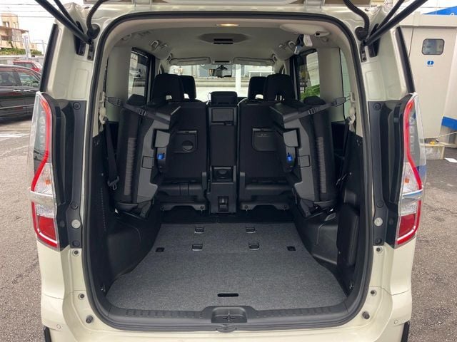 NISSAN SERENA  S-HYBRID 2021