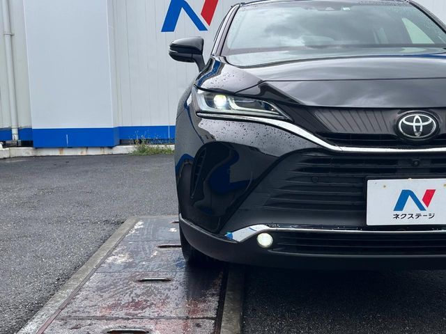 TOYOTA HARRIER 2WD 2022