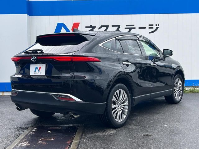 TOYOTA HARRIER 2WD 2022