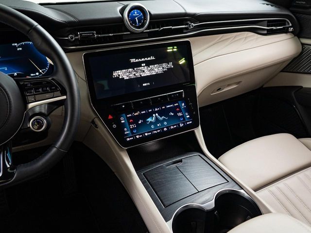 MASERATI MASERATI Grecale 2023