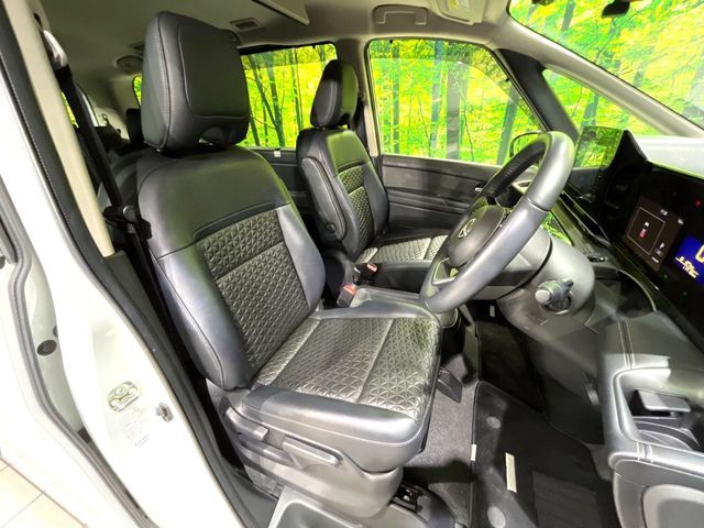 NISSAN SERENA  WG 2023