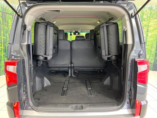 MITSUBISHI DELICA D:5 4WD 2023