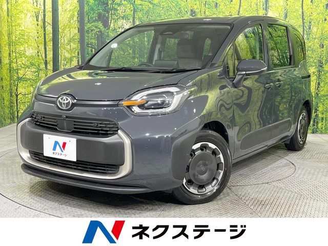 TOYOTA SIENTA HYBRID 2022