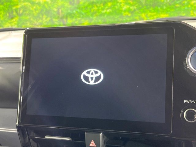 TOYOTA NOAH HYBRID 2023