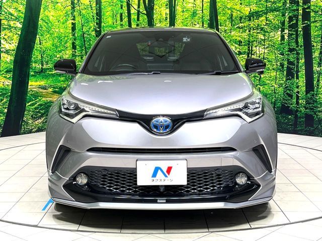 TOYOTA C-HR 2017