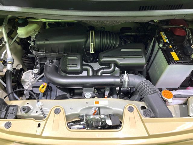 DAIHATSU TANTO FAN CROSS 2024