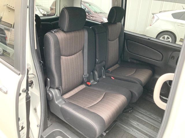 NISSAN SERENA  S-HYBRID 2014