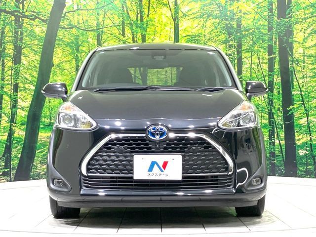 TOYOTA SIENTA HYBRID 2018