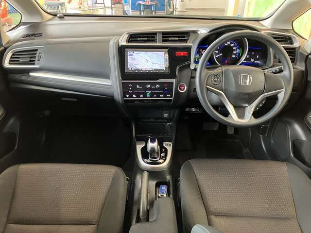 HONDA FIT HYBRID 4WD 2015