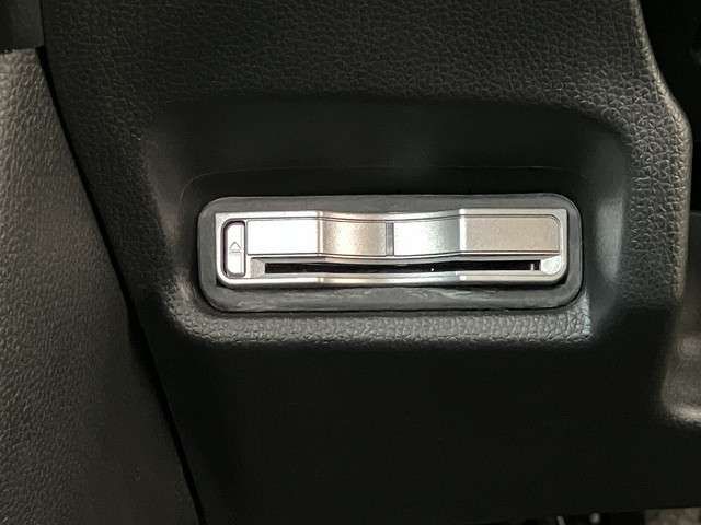 HONDA FIT HYBRID 4WD 2015