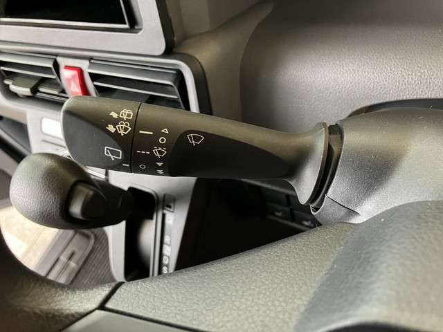 DAIHATSU TANTO 4WD 2020