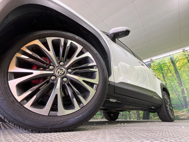 TOYOTA YARIS CROSS HYBRID 2023