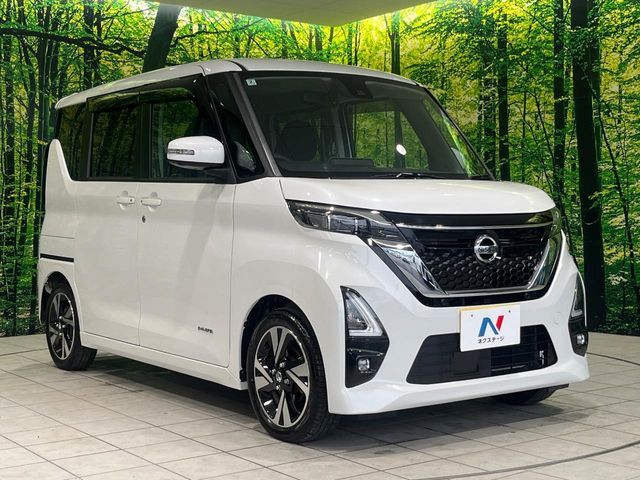 NISSAN ROOX 2022