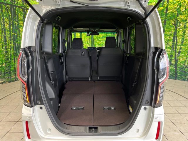 HONDA N BOX CUSTOM 4WD 2020