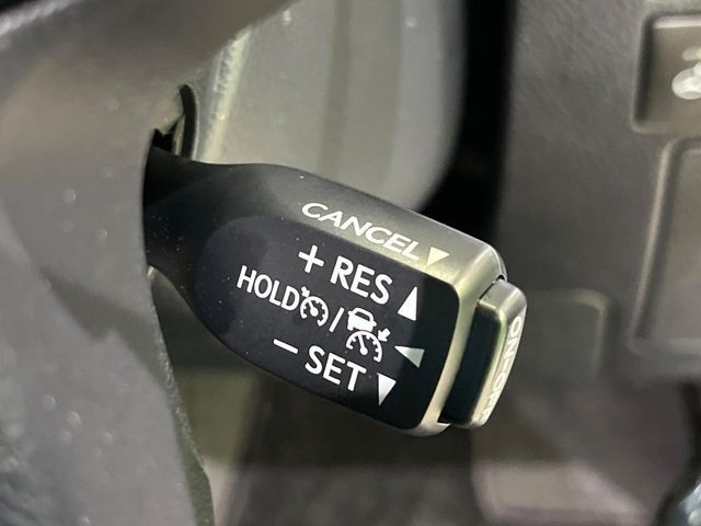 TOYOTA ALPHARD 4WD 2018