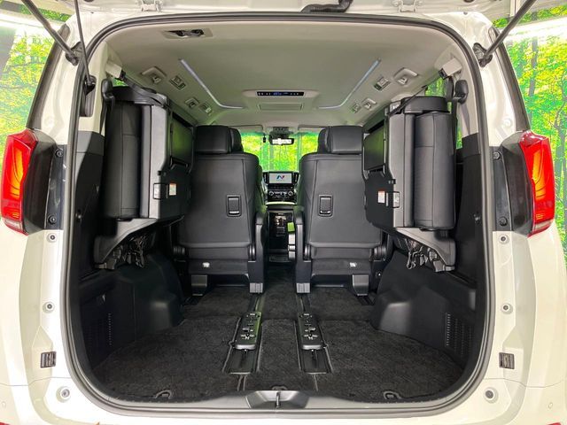 TOYOTA ALPHARD 4WD 2018