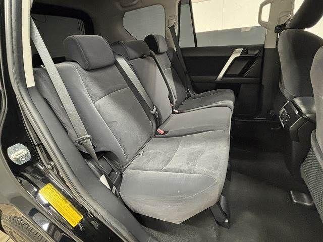 TOYOTA LANDCRUISER PRADO 2015