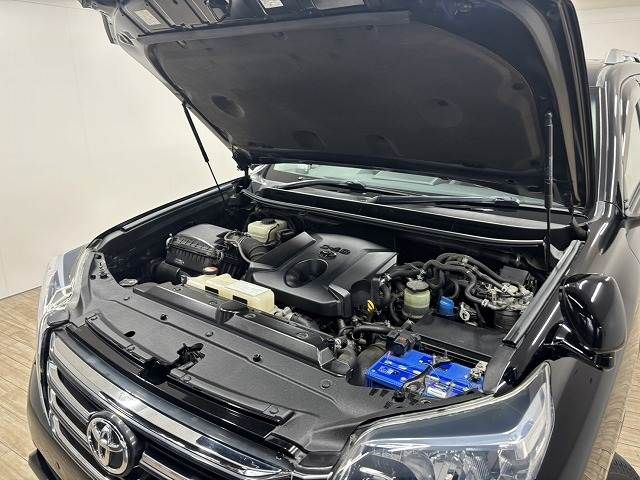 TOYOTA LANDCRUISER PRADO 2015