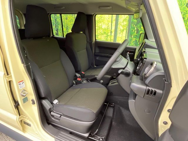 SUZUKI JIMNY NOMADE 2025