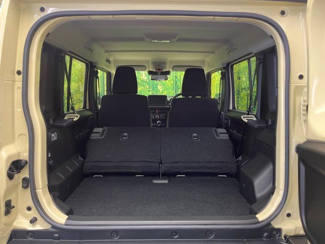 SUZUKI JIMNY NOMADE 2025