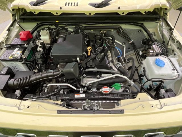 SUZUKI JIMNY NOMADE 2025