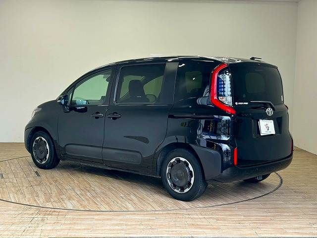 TOYOTA SIENTA 2023