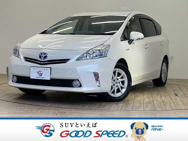 TOYOTA PRIUS Alpha 2012