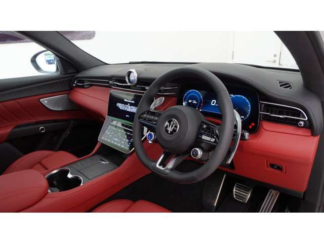 MASERATI MASERATI Grecale 2025