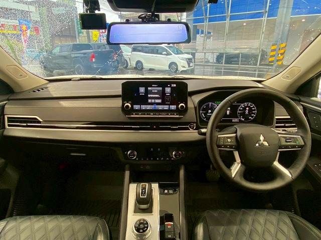 MITSUBISHI OUTLANDER PHEV 2022