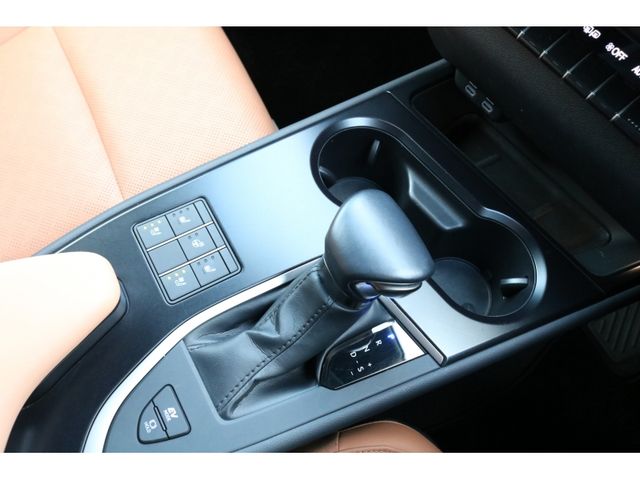 TOYOTA LEXUS UX250h AWD 2022