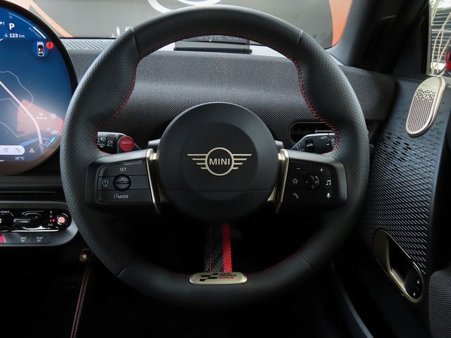 BMW MINI COOPER 2025