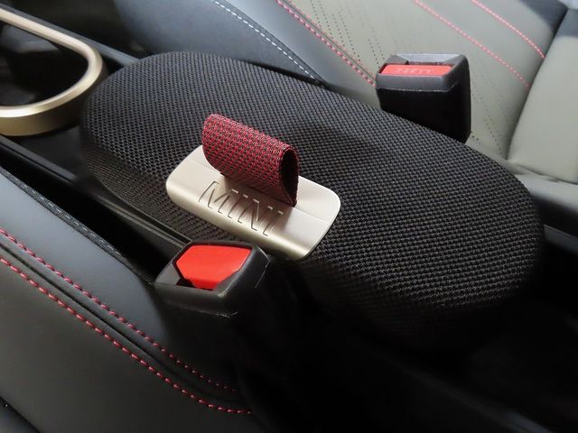 BMW MINI COOPER 2025